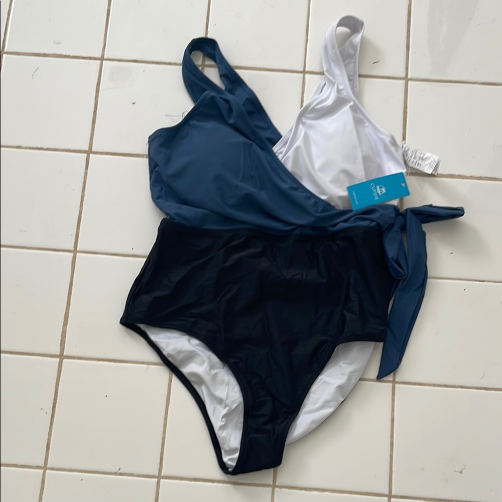 Cupshe Elegant Blue and White Swimsuit